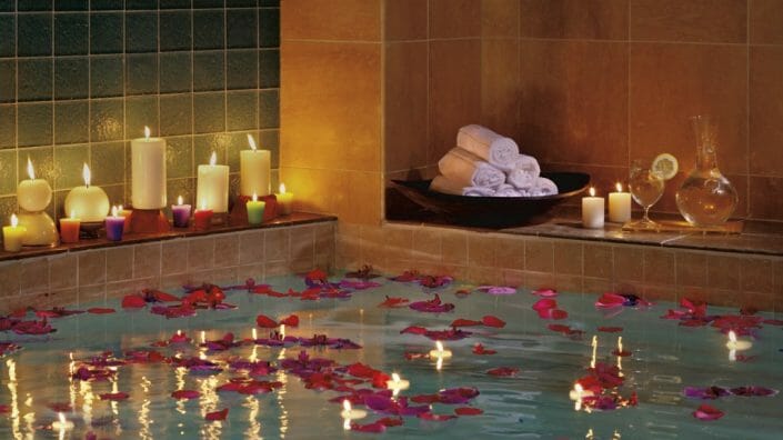 Bienfaits d’un bain d’eau chaude Bienfaits d'un bain d'eau chaude