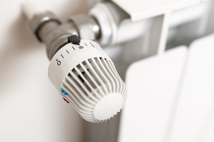Radiateur à thermostat