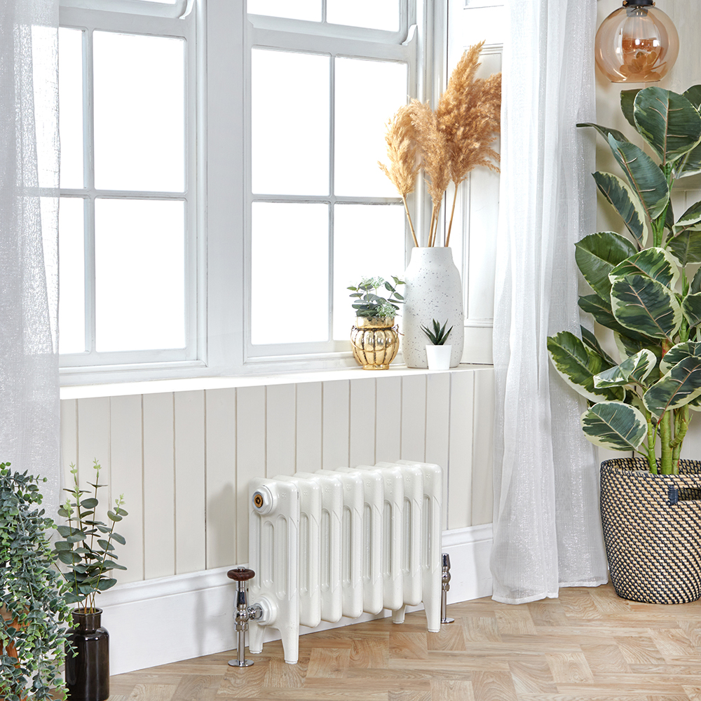 Radiateur+fonte+–+4+rangs+–+Blanc+porcelaine+–+H+36+cm+x+l.+26,3+cm+x+P+14+cm++–+Mercury