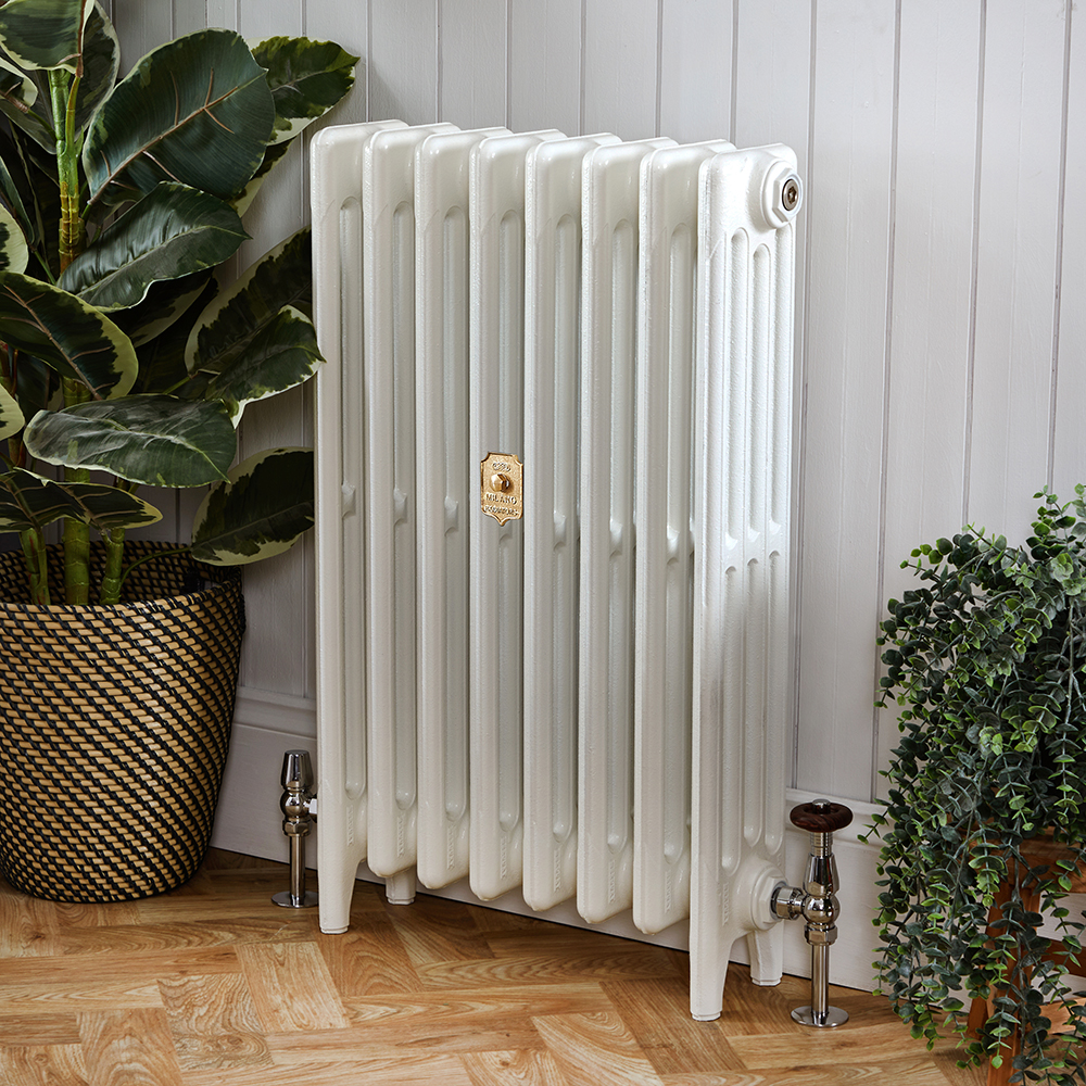 Radiateur+fonte+–+4+rangs+–+Blanc+porcelaine+–+H+96+cm+x+l.+26,3+cm+x+P+14+cm++–+Mercury