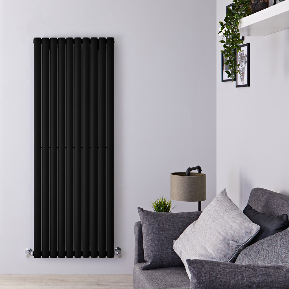 Radiateur Design Vertical Noir Vitality 160cm x 59cm x 5,5cm 1402 Watts