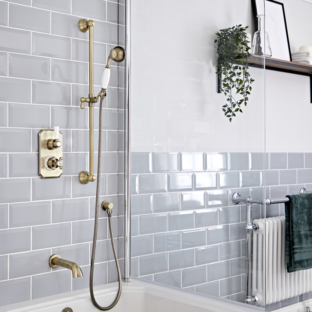 Kit de douche thermostatique 2 fonctions avec inverseur – Bec verseur baignoire – Douchette sur ramp